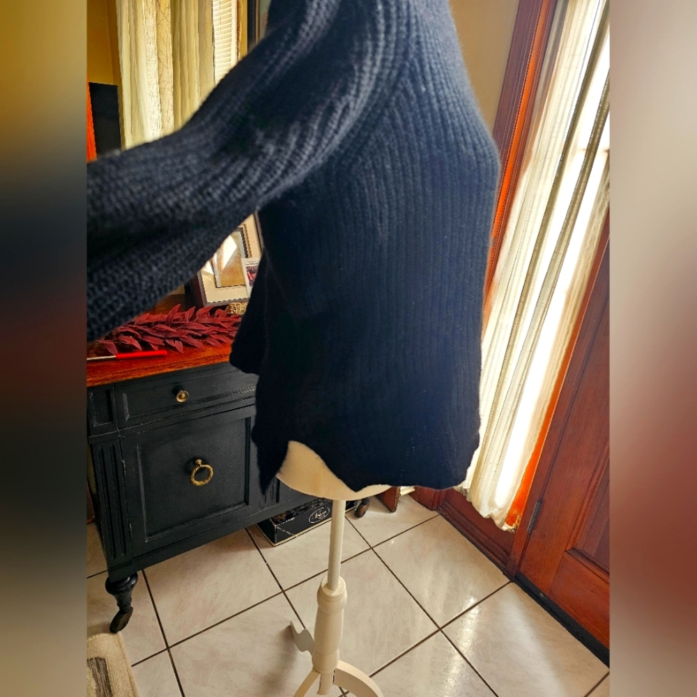 Vince sweater